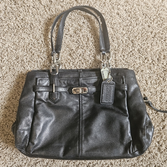 Coach Chelsea Leather Jayden Carryall - Picture 2 of 7